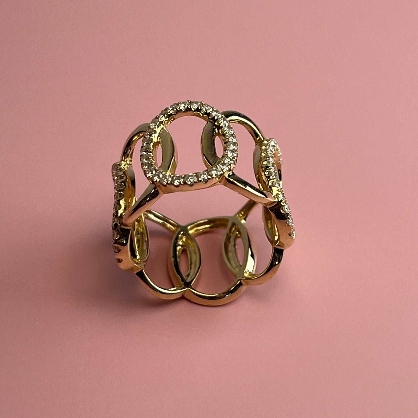 Round Overlapping Diamond Statement Ring