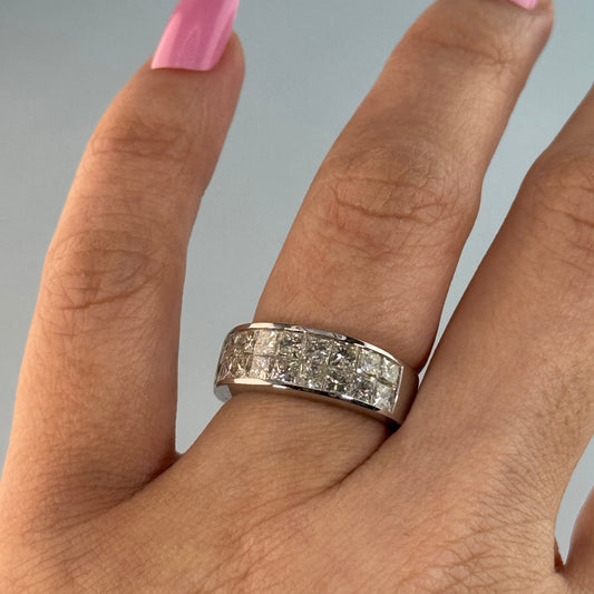 18KT Gold Princess Cut Diamond Band