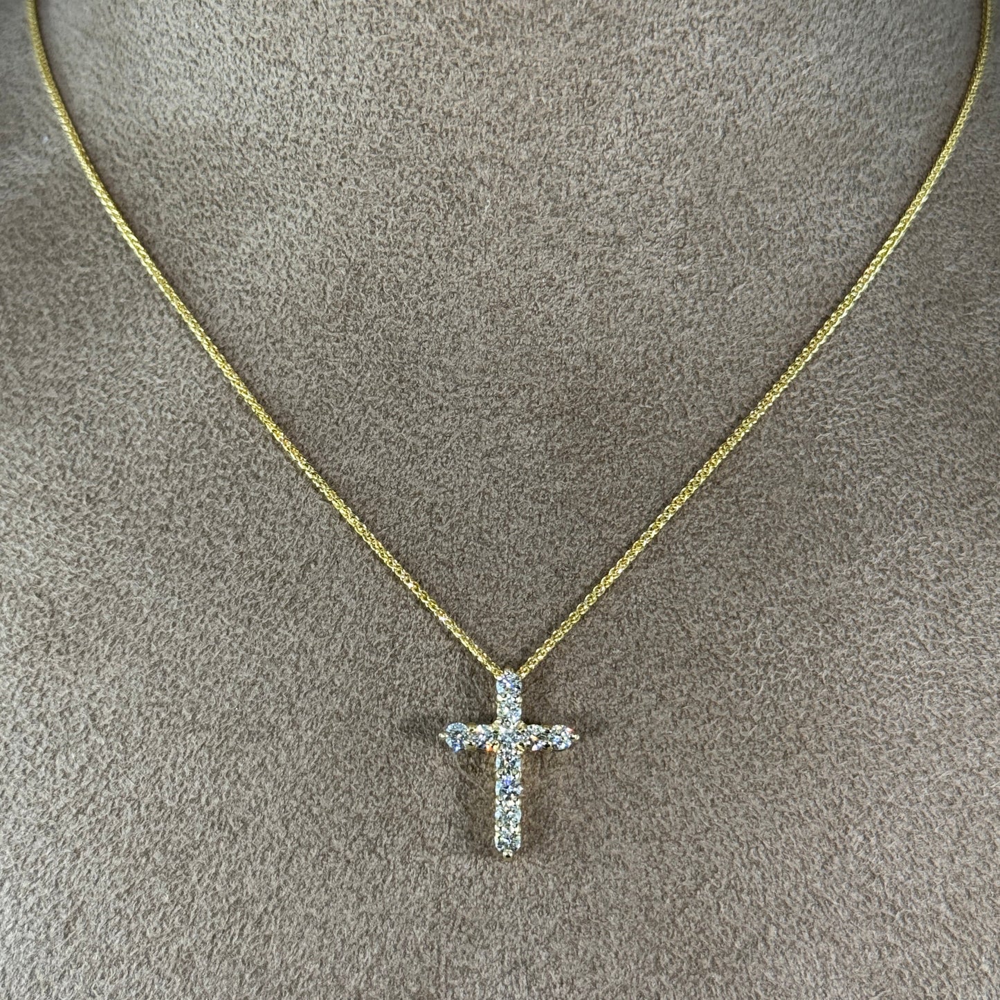 14KT Gold Diamond Cross Pendant Necklace