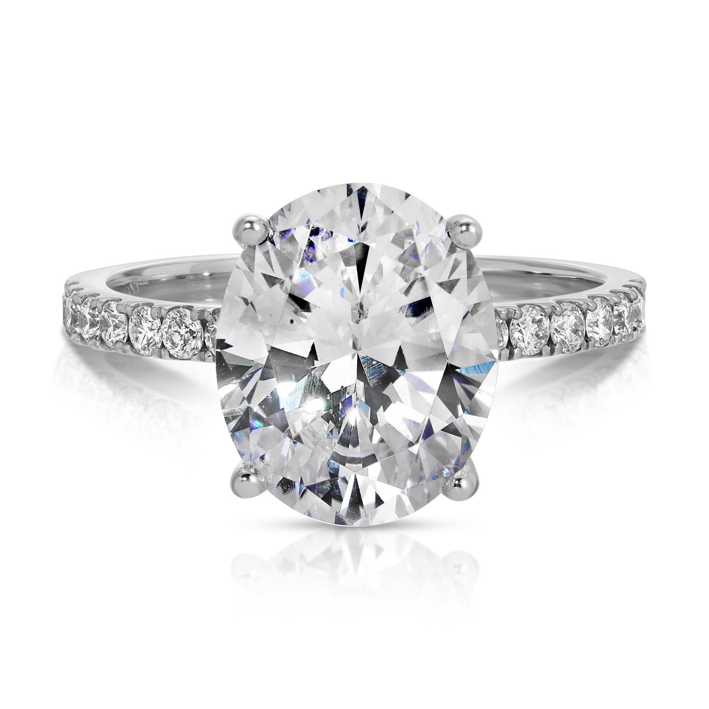 14KT Gold 3cts Oval Cut Center Stone with 16 Diamonds 0.32ct Engagement Ring Mounting Only