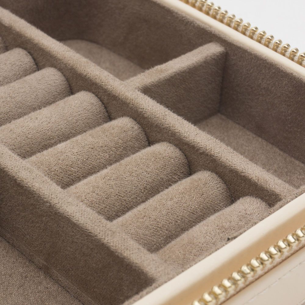Wolf | CAROLINE ZIP TRAVEL CASE