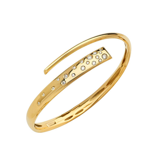 18KT YELLOW GOLD BANGLE WITH 0.40CTTW DIAMONDS