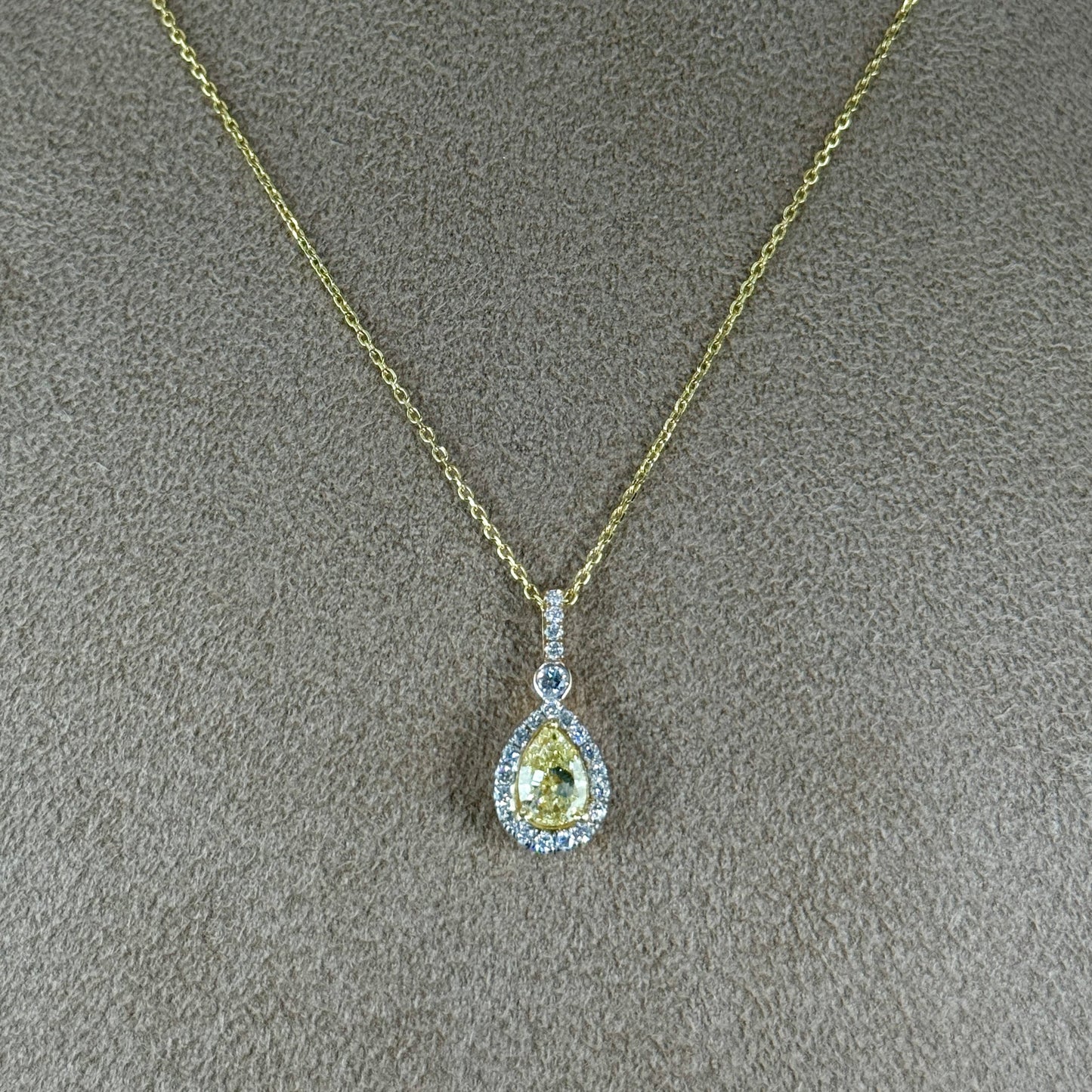 18KT Two Tone Pear Yellow Diamond and White Diamonds Necklace