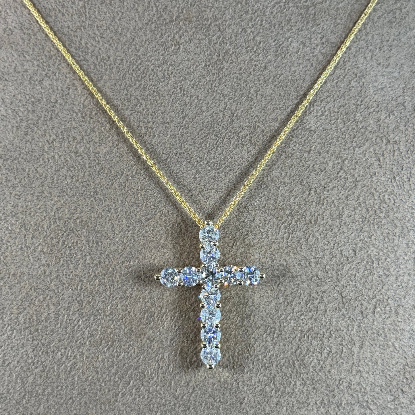 14KT Gold Diamond Cross Pendant Necklace