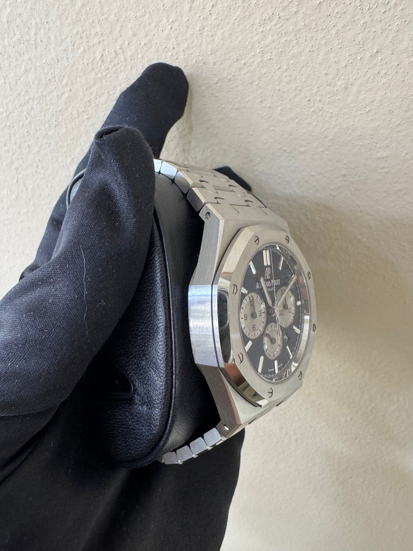 Detail view of the iconic octagonal bezel on the Audemars Piguet Royal Oak Chronograph 26331ST Left Side.