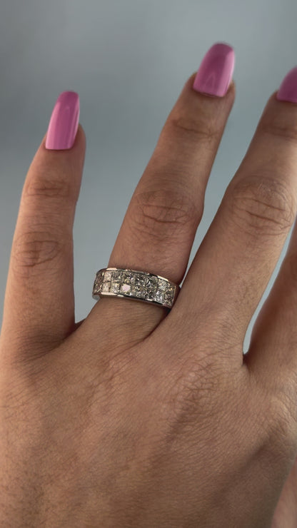 18KT Gold Princess Cut Diamond Band